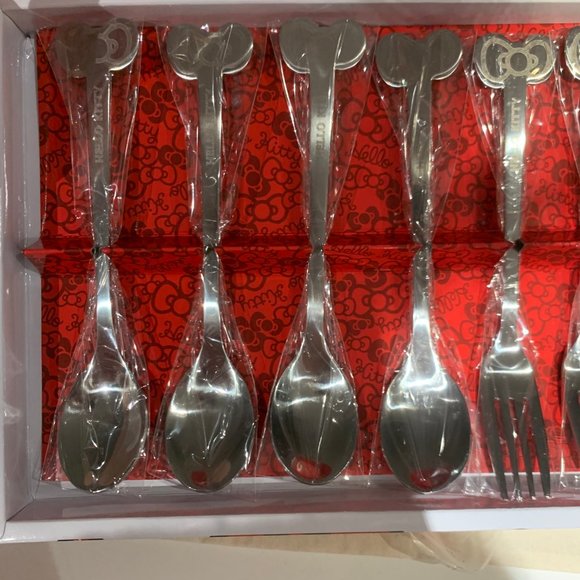 Hello Kitty 8PC Cutlery Set 2015 - Picture 10 of 11